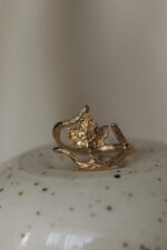 Pozłacany pierścionek gałązka KLONU JAWORA - obrazek 6