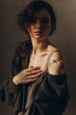 Pozłacany pierścionek gałązka KLONU JAWORA - obrazek 4