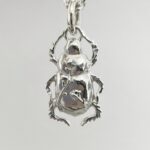 Srebrny choker ŻUK - obrazek 3