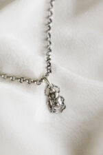 Srebrny choker ŻUK - obrazek 5